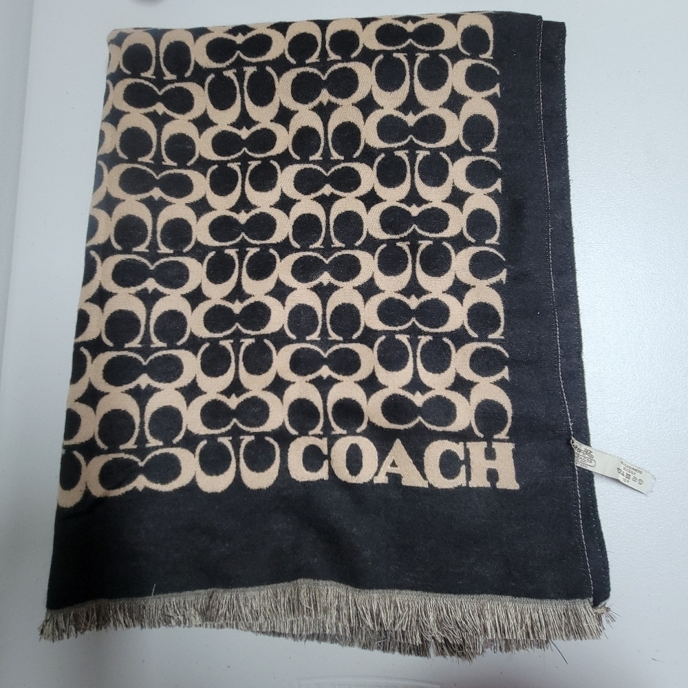Coach Signature Reversible Scarf. - Picture 6 of 15